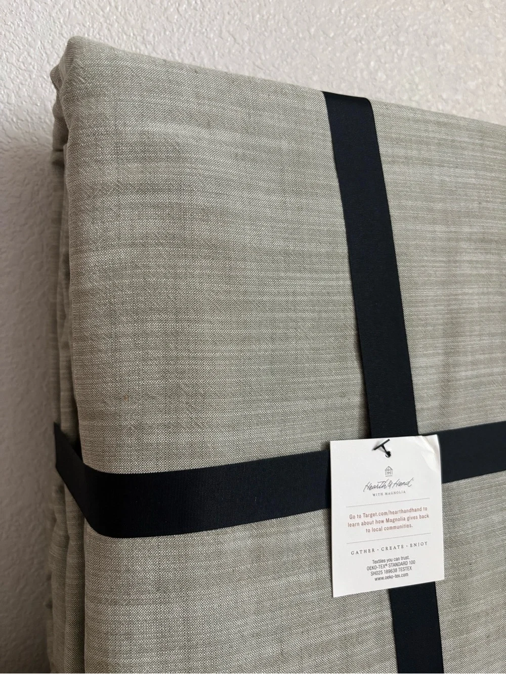 NWT 3pc King Reversible Duvet Cover Set Green - Hearth & Hand with Magnolia
